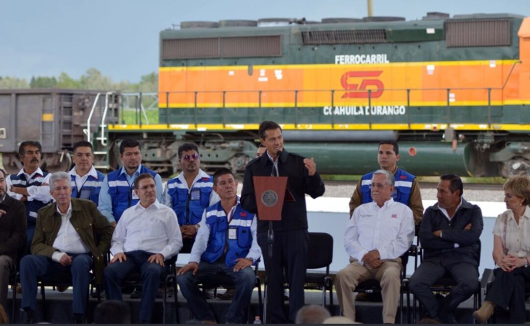 El mandatario entregó el Libramiento Ferroviario de la capital de Durango. /Tomada de Presidencia