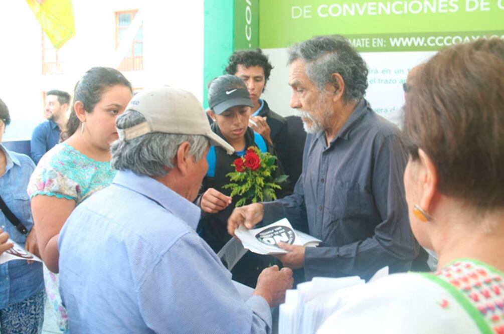 Francisco Toledo retomó su campaña en defensa del Cerro del Fortín. (Foto: Lupita Thomas)