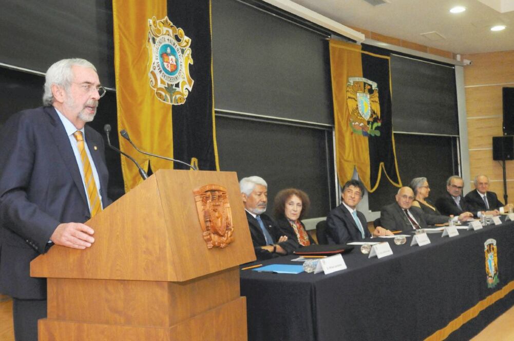 El rector de la UNAM, Enrique Graue Wiechers, expresó su compromiso para que se cumpla la ley y la normatividad universitaria. (UNAM)