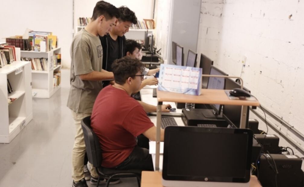 “Van a apagar los Faros para levantar sus Pilares”