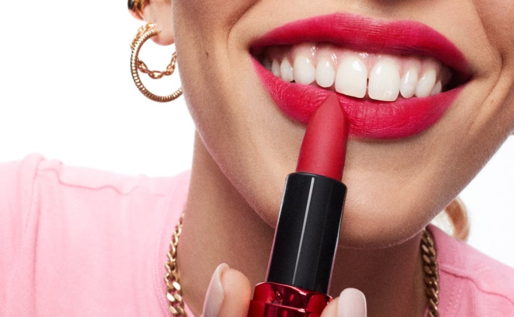 Labiales Avon Ultra, ideales para acompañarte en cualquier momento. Foto: Cortesía Avon