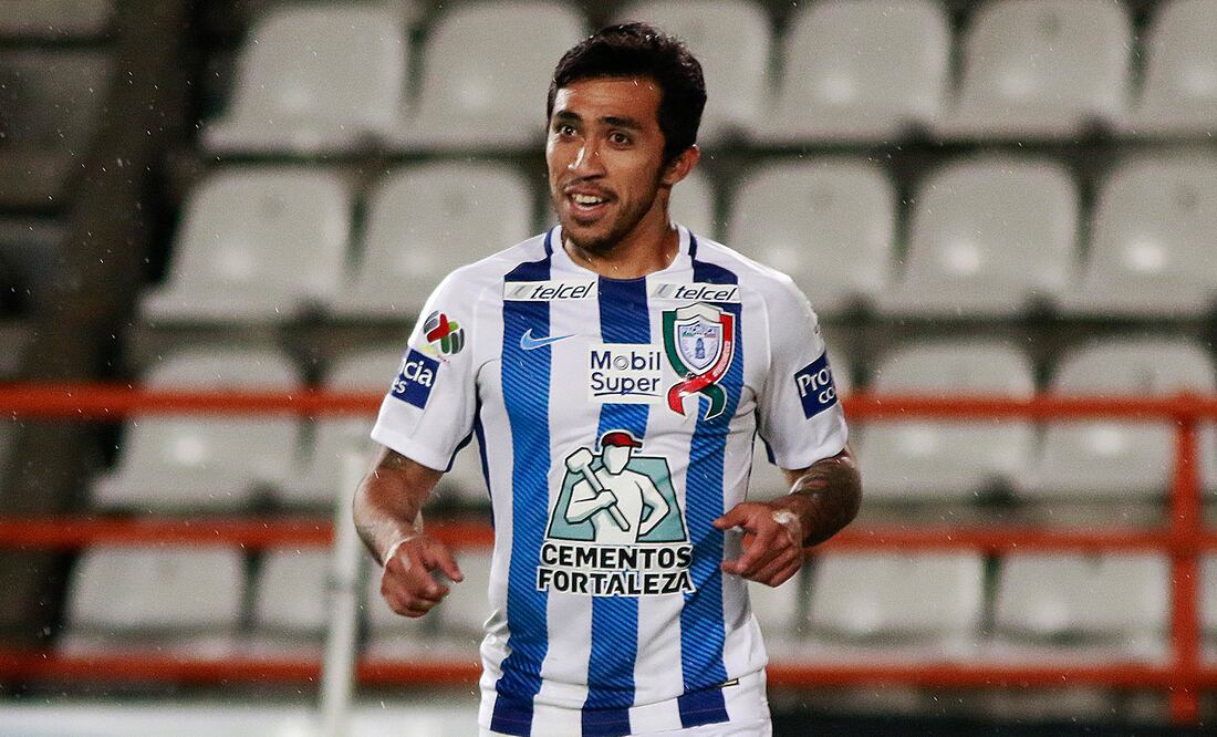 Imago7. Edson Puch con Pachuca