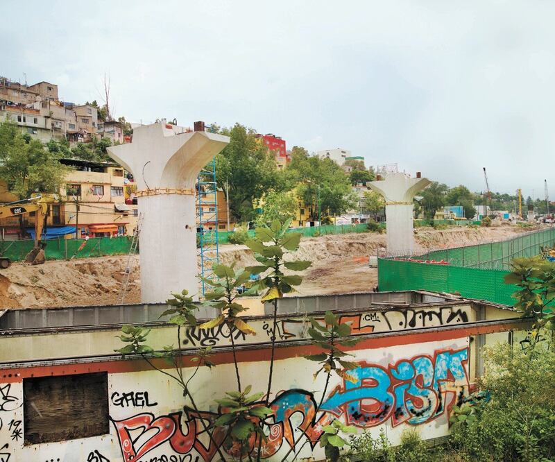 El Tren México-Toluca está en proceso desde hace ocho años; el gobierno local finalizó, de común acuerdo, el contrato con CAABSA, la primera empresa de la obra. Foto: Germán Espinosa/EL UNIVERSAL