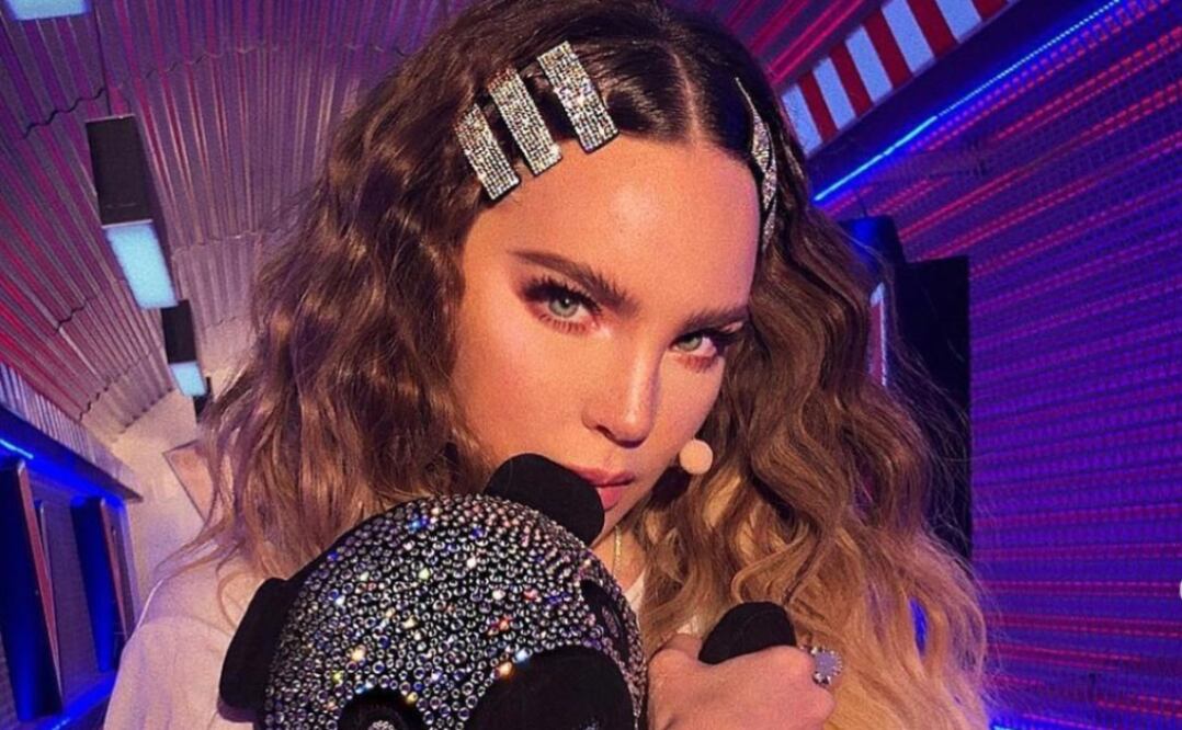 Belinda lleva todo el estilo en sus pies. Foto: Instagram