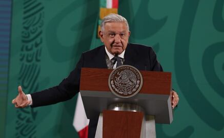 AMLO pide a trabajadores de Dos Bocas no dejarse manipular por sindicatos