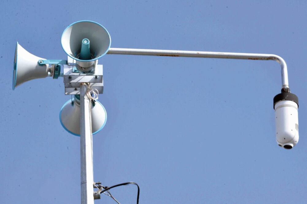 Los equipos de última generación cuentan con botones de pánico y videocámaras de 12 megapixeles (ARCHIVO EL UNIVERSAL)