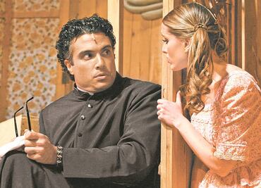 La religión se revela en el teatro