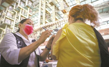 Claudia Sheinbaum da gracias a AMLO por vacunas