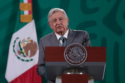 Juez otorga 11 suspensiones más para congelar indefinidamente la reforma eléctrica de AMLO