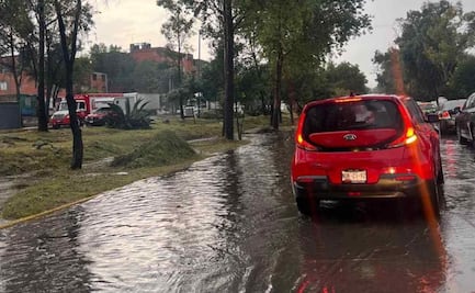 Lluvias causan afectaciones viales en Cuautitlán Izcalli