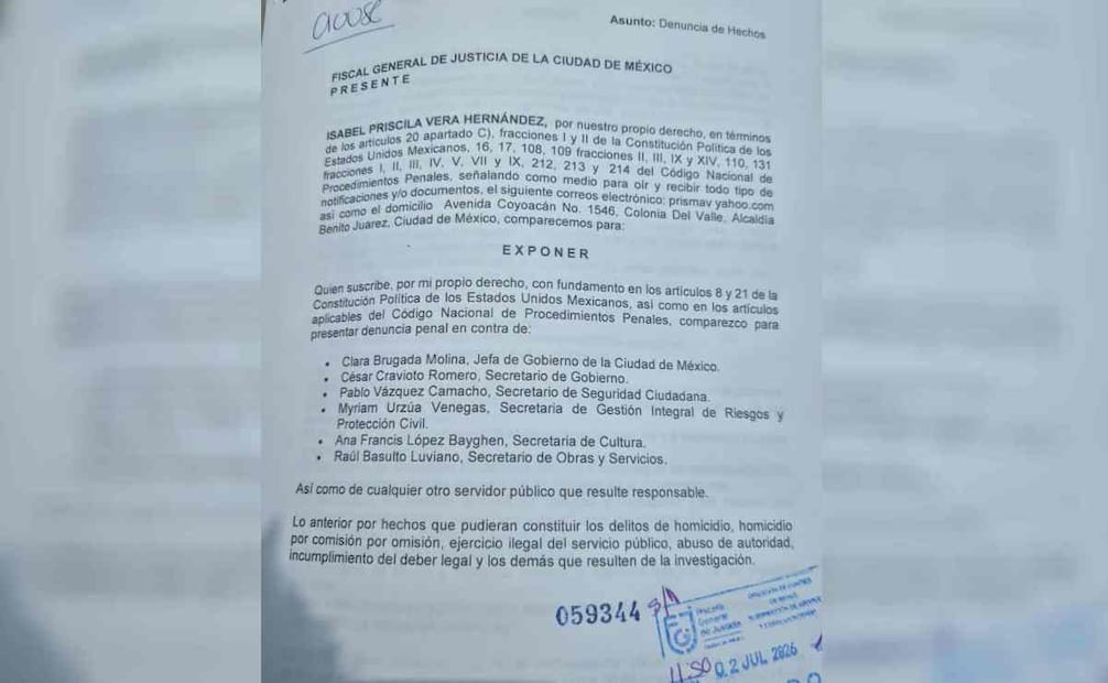 Dirigentes del PAN presentaron una denuncia en la Fiscalía General de Justicia de la CDMX. Foto: Especial