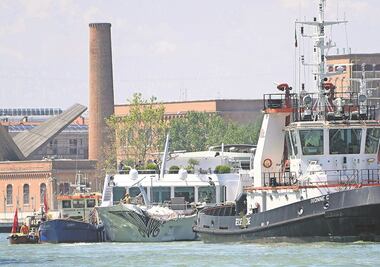 Evacuan puerto de Venecia por bomba de la Segunda Guerra Mundial