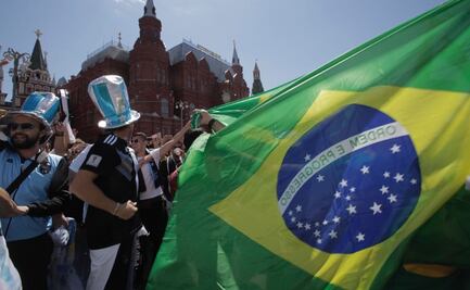 Porras argentinas y brasileñas se enfrentan en la Plaza Roja