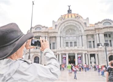 Ingresos por turismo crecen 15% en mayo