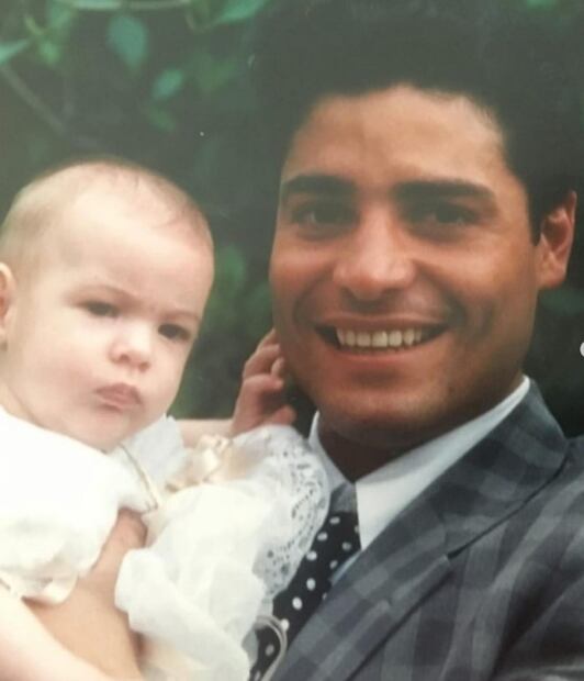 Desde la cocina, Chayanne derrite a las mamás con felicitación 