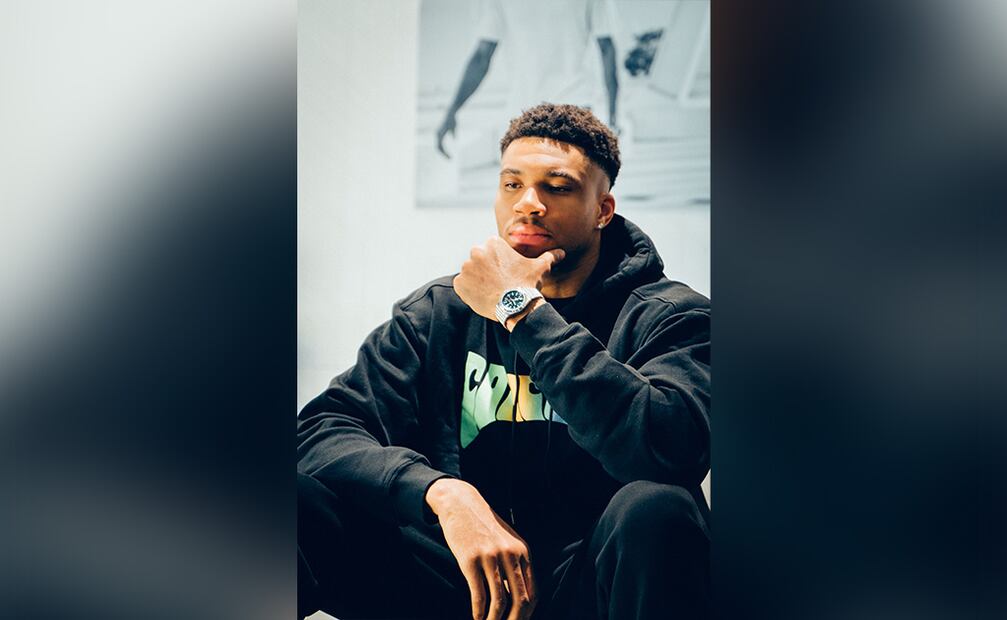 Giannis Antetokounmpo en el Fiserv Forum tras el partido que Milwaukee Bucks ganó a Toronto Raptors.