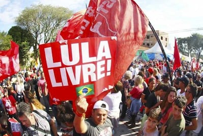 Juez revoca orden de liberación a Lula da Silva y lo mantiene en prisión