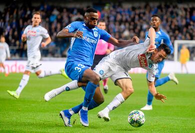 Con Chucky Lozano, Napoli empató sin goles frente al Racing Genk