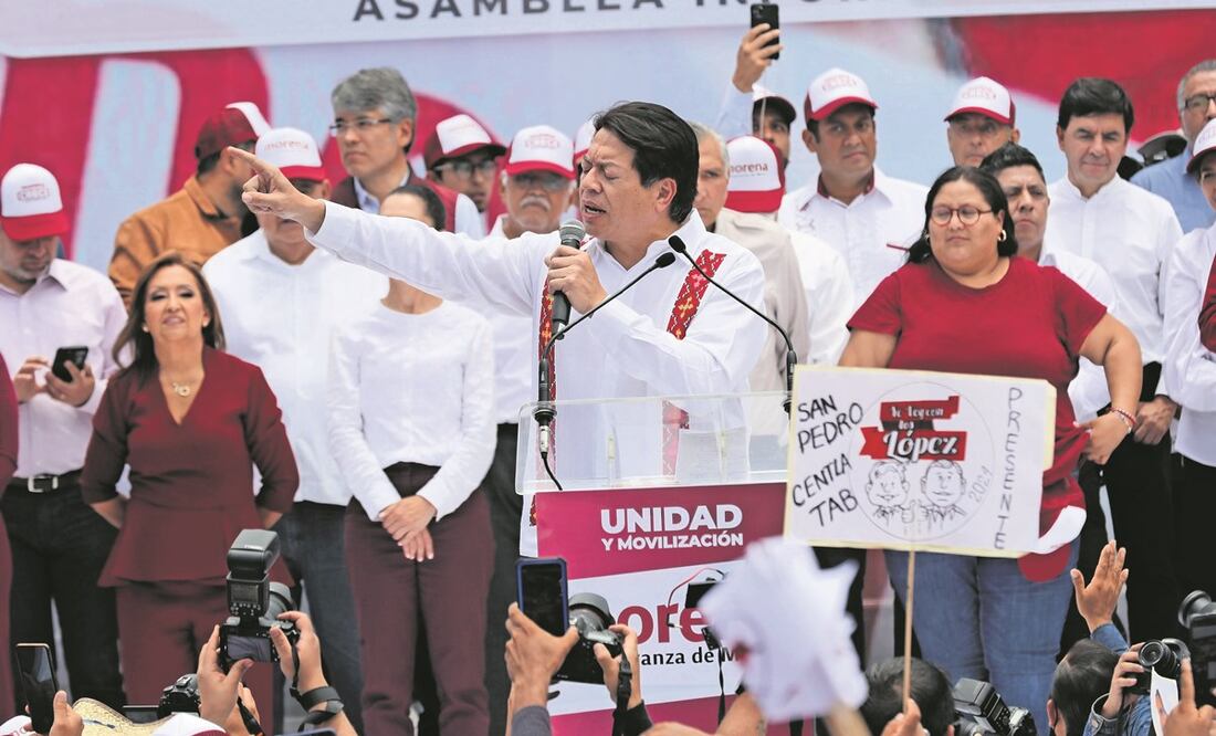 El presidente nacional de Morena, Mario Delgado, arengó durante el mitin que no habrá figura que reemplace al 100% a López Obrador.Foto: Jorge Alvarado/ EL UNIVERSAL.