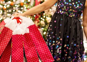 Mexicanos desatan el tarjetazo en Navidad