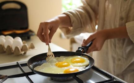Cuál es la mejor manera de cocinar el huevo para aprovechar al máximo sus proteínas, según la lA