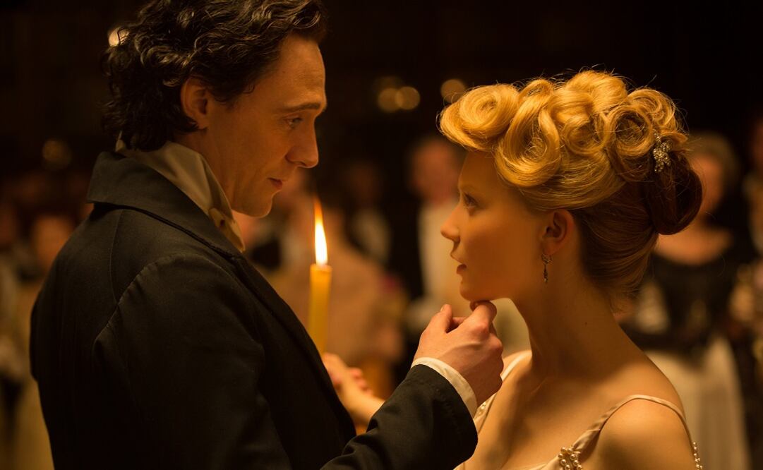 Mia Wasikowska y Tom Hiddleston (Foto: Universal Pictures)