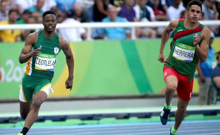 José Carlos Herrera gana su heat y se mete a semis de los 200 metros