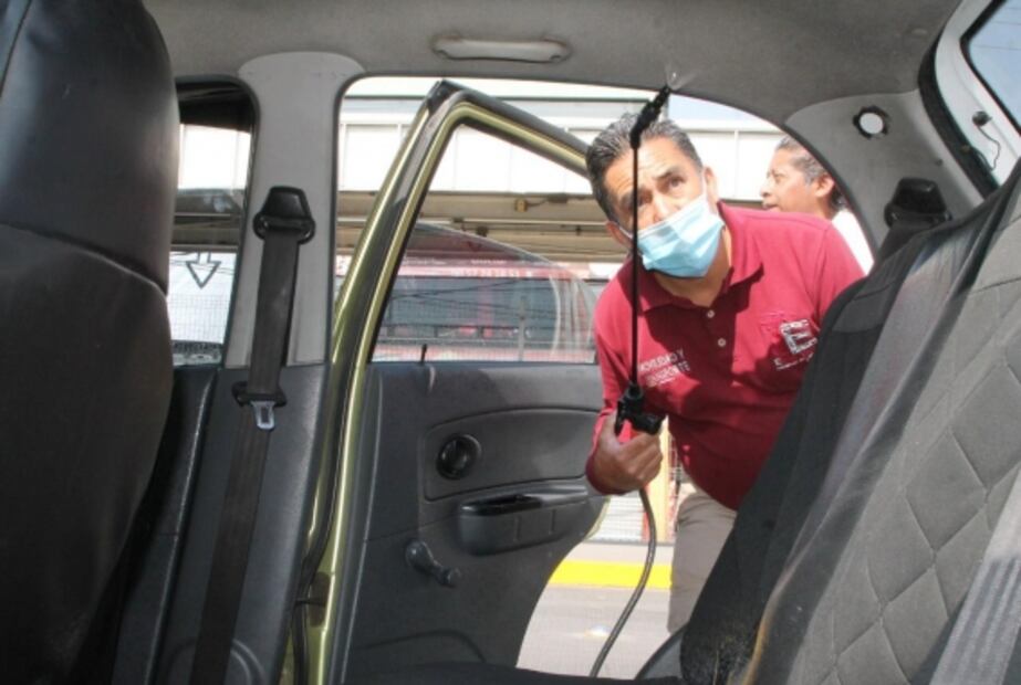 Desinfectan diario más de 500 unidades de transporte público en Ecatepec
