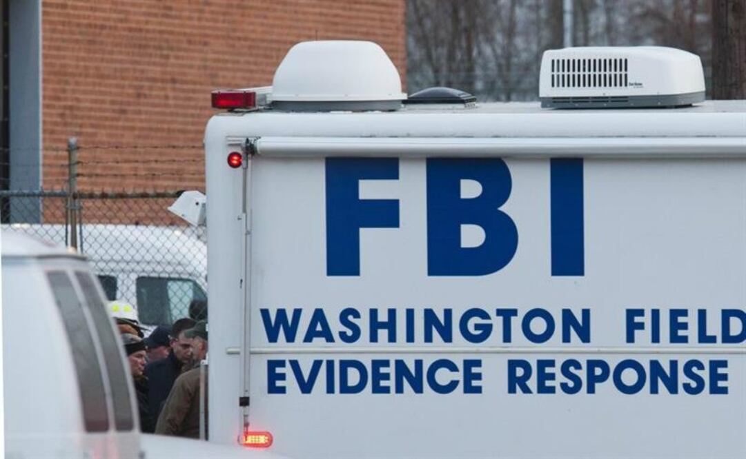 El escándalo ha eclipsado el arranque de la Convención Nacional Demócrata, en la que Clinton quería proyectar una imagen de unidad del partido en torno a su candidatura