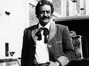 ¿Cómo ser Mario Almada en diez pasos?