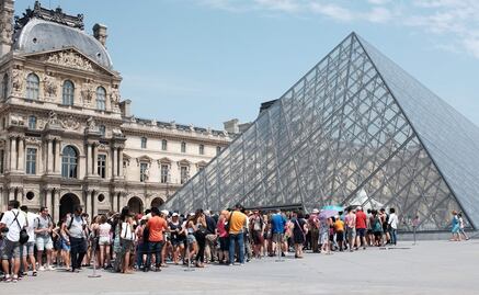 Museo del Louvre ofrecerá visitas nocturnas gratuitas a partir de 2019