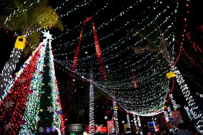 Llega a Six Flags México la temporada navideña con Christmas in the Park 2021