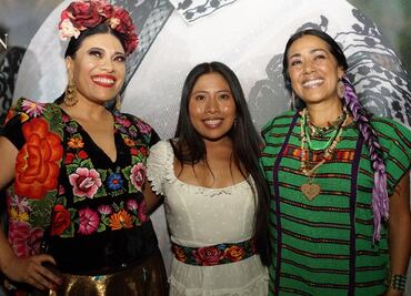 ¡Estoy muy feliz de estar en mi tierra!, afirma Yalitza en Oaxaca