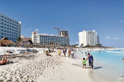 Viven en un paraíso, pero no van a la playa