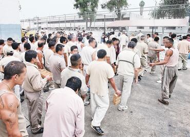 Sheinbaum respalda decreto de AMLO para liberar a presos no sentenciados