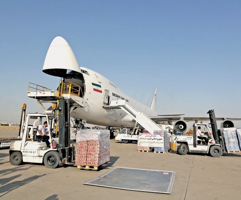 La Media Luna Roja iraní envió a Beirut un cargamento con 95 toneladas de ayuda. EFE