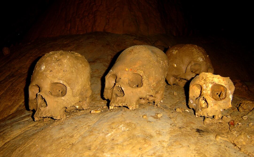 Investigadores del Instituto Nacional de Antropología e Historia descubrieron hace 10 años en la cueva de Puyil, en Tabasco, 29 restos óseos que han estudiado. Foto: Cortesía INAH