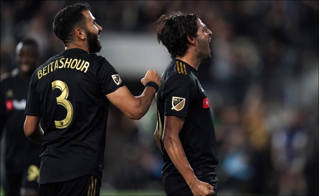 Carlos Vela festeja gol con el LAFC foto: Reuters