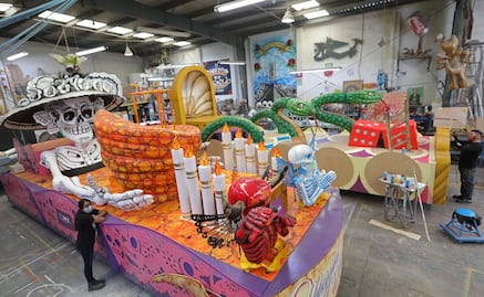 El detrás de escena del desfile de Día de Muertos de la CDMX