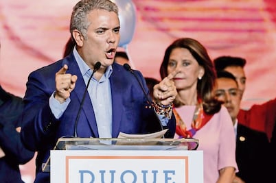 Duque y Petro, a segunda vuelta en Colombia