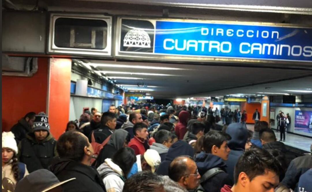 La Línea 2 del Metro registra retrasos. Foto: Especial