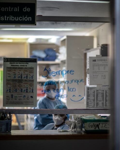Retratos de lucha: las mujeres que dan la cara contra el Covid