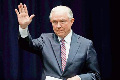 EU no busca expulsar a 'dreamers': Sessions 