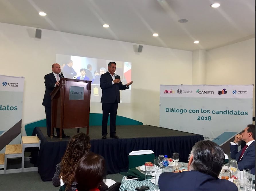 El candidato acudió a un evento en Canieti. Foto: Twitter.