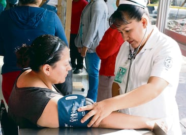 PIB del sector salud pasa de 5.7% en 2015 a 5.6% en 2016