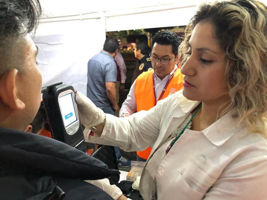 El alcalde morenista, Fernando Vilchis advirtió que “no valen charolas de oro ni de plata” para evitar el arresto por conducir bajo los influjos del alcohol (ESPECIALES)