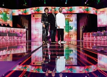 Disco, gira y musical esperan a Miguel Bosé en 2024