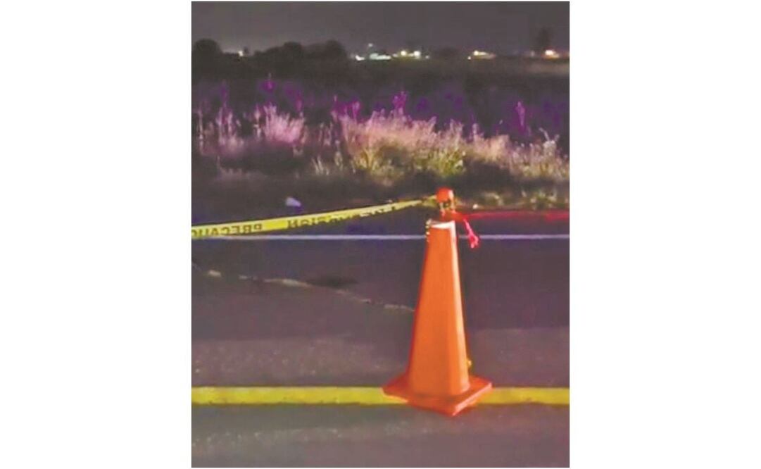 En la carretera Romita-Puerto Interior localizaron tres cuerpos. Foto: ESPECIAL