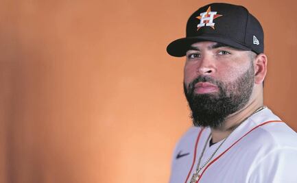 El pitcher mexicano José Urquidy hace realidad su sueño