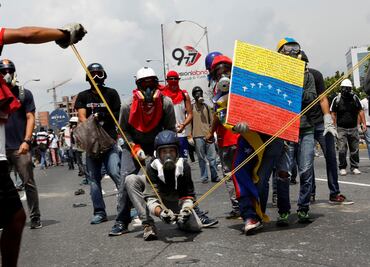 Funcionaria venezolana denuncia uso de "armas bioquímicas" en protestas